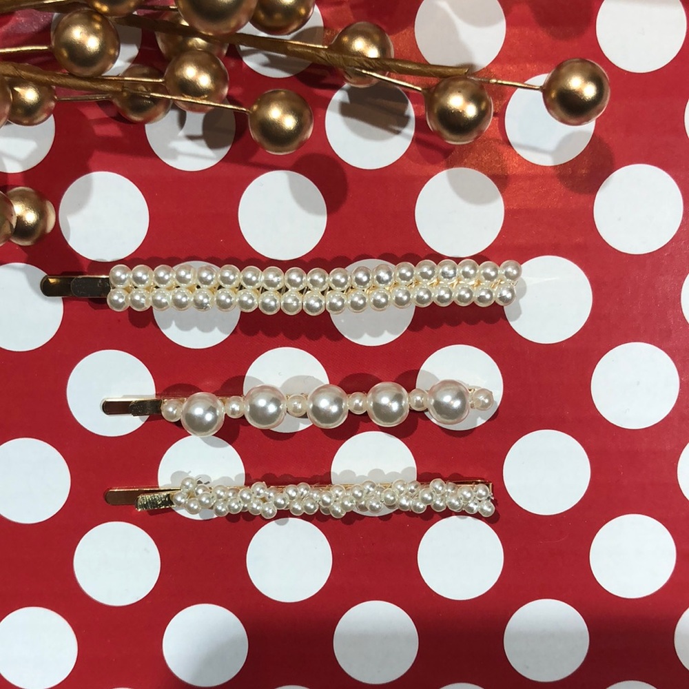 Pearl Hair Clips